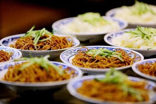 爆料西安美食视频播放大全,视频大全带你领略古城风味盛宴  第1张
